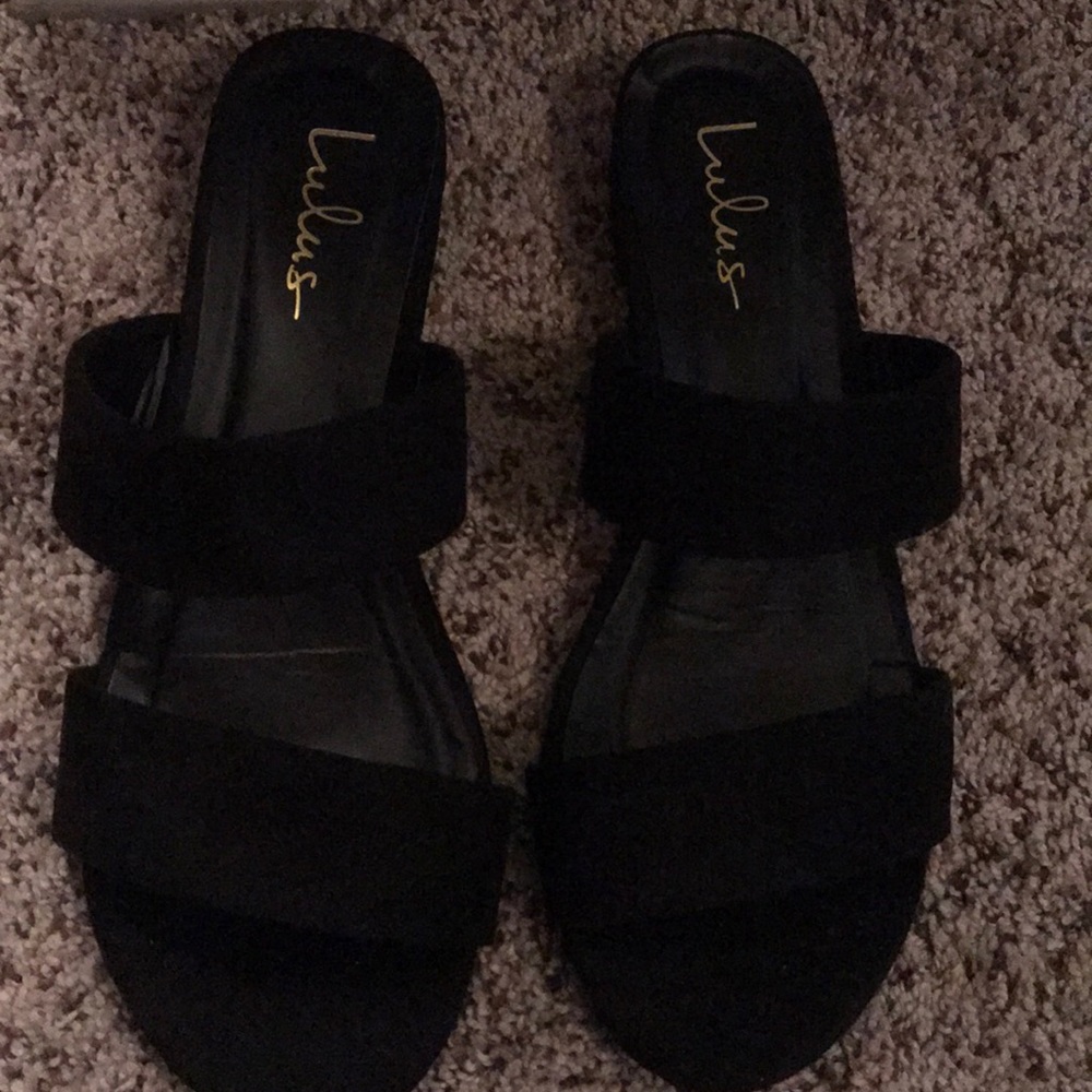 Lulu brand Mules
